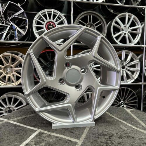 14 inç 4x100 Hyundai Accent Gümüş Jant Modeli (4 Adet) 14 inç 4x100 Hyundai Accent Gümüş Jant Modeli (4 Adet)
