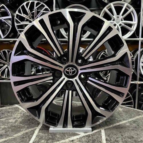 16 inç 5x114.3 Corolla Siyah Elmas Kesim Jant Modeli (4 Adet)