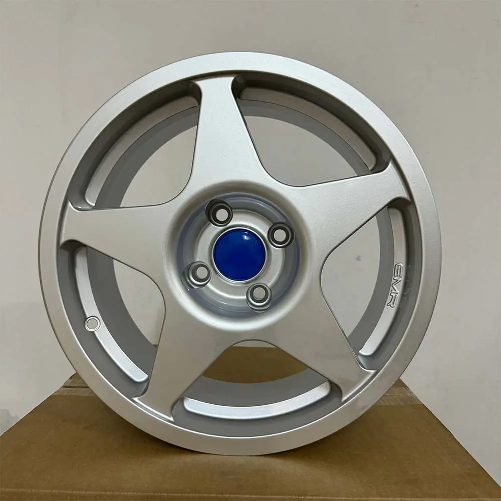 16 inç 4x108 Speedline Gümüş Jant Modeli (4 Adet) 16 inç 4x108 Speedline Gümüş Jant Modeli (4 Adet)