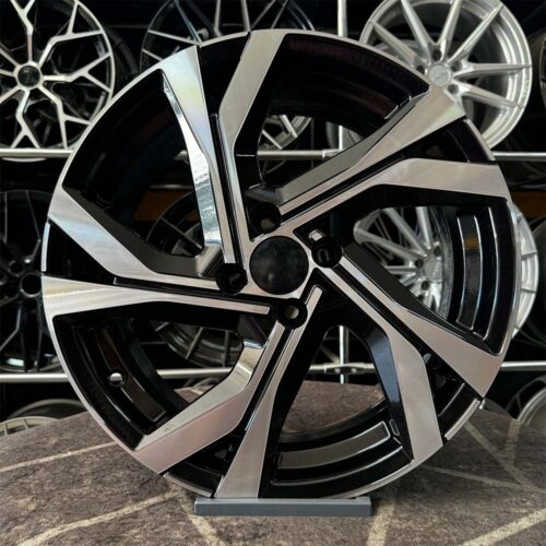 17 inç 5x114.3 Magane İcon Siyah Elmas Kesim Jant Modeli (4 Adet)