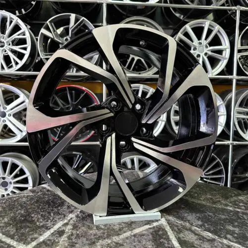 17 inç 5x114.3 Renault RS Siyah Elmas Kesim Jant Modeli (4 Adet)