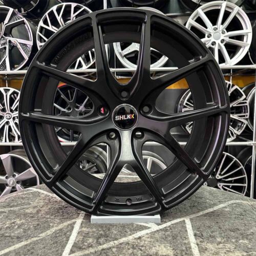 18 inç 5x120 BBS Fi Siyah Jant Modeli (4 Adet)