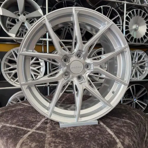 18 inç 5x105 Arceo Marseille Gümüş Elmas Kesim Jant Modeli (4 Adet)