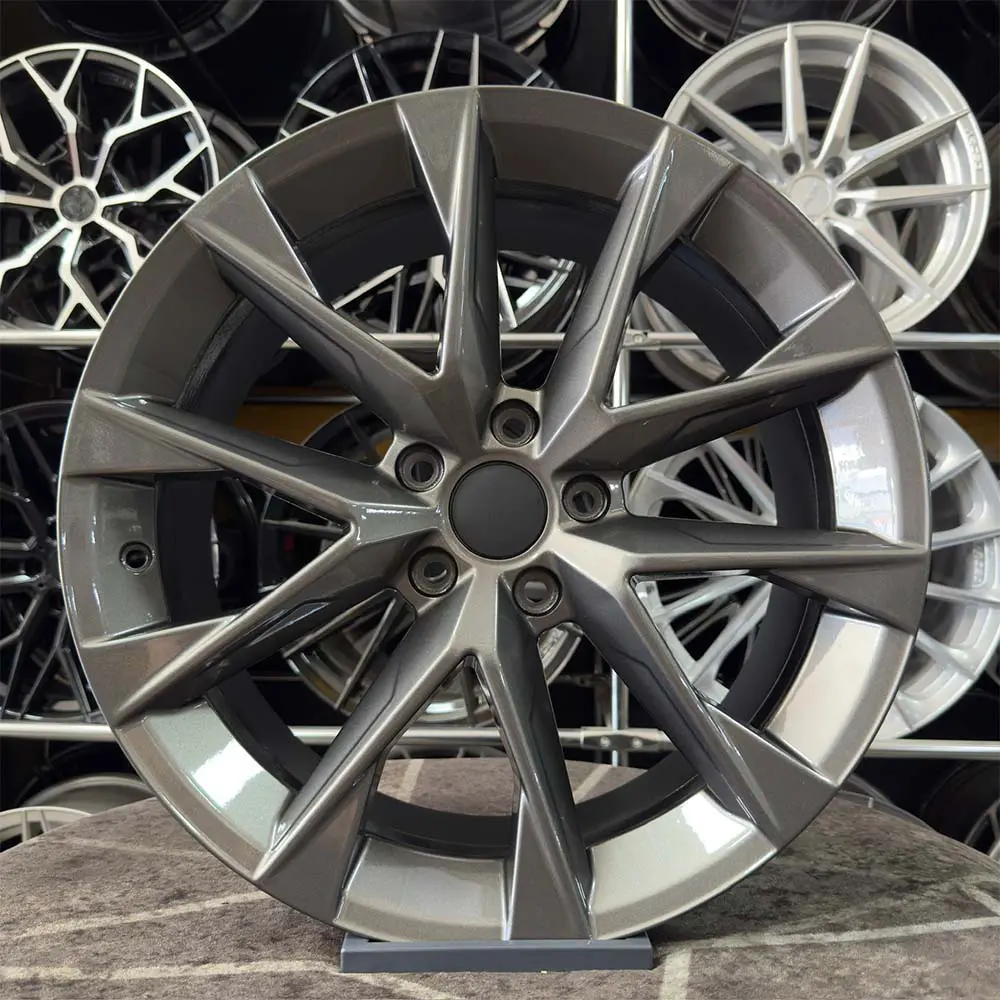 18 inç 5x112 Akrep Gun Metal Jant Modeli (4 Adet) 18 inç 5x112 Akrep Gun Metal Jant Modeli (4 Adet)