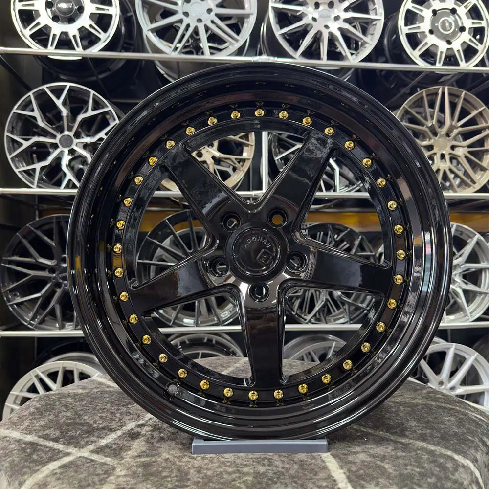 18 inç 5x114.3 Aodhan Siyah Jant Modeli (4 Adet) 18 inç 5x114.3 Aodhan Siyah Jant Modeli (4 Adet)