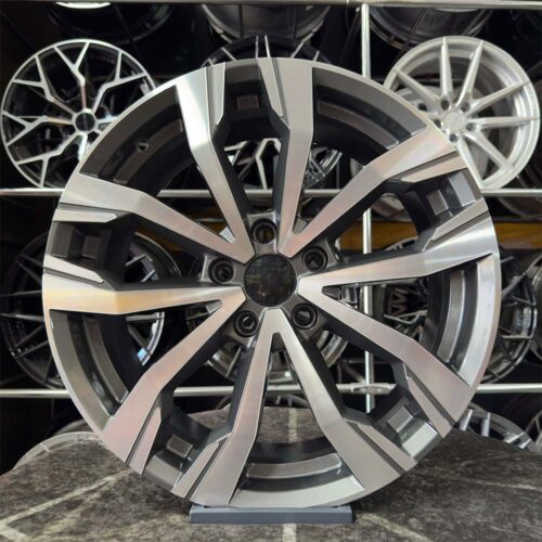 18 inç 5x114.3 Megane 4 İcon Gun Metal Elmas Kesim Jant Modeli (4 Adet)