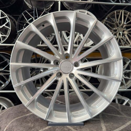 20 inç 5x108 Arceo Berlin Gümüş Elmas Kesim Jant Modeli (4 Adet)