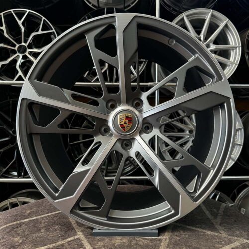 21 inç 5x130 Porsche Macan 9.5 11.5 Ofset Gun Metal Elmas Kesim Jant Modeli (4 Adet)