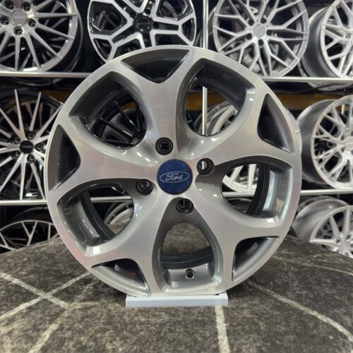 15 inç 4x108 Ford Fiesta Gun Metal Elmas Kesim Jant Modeli (4 Adet)