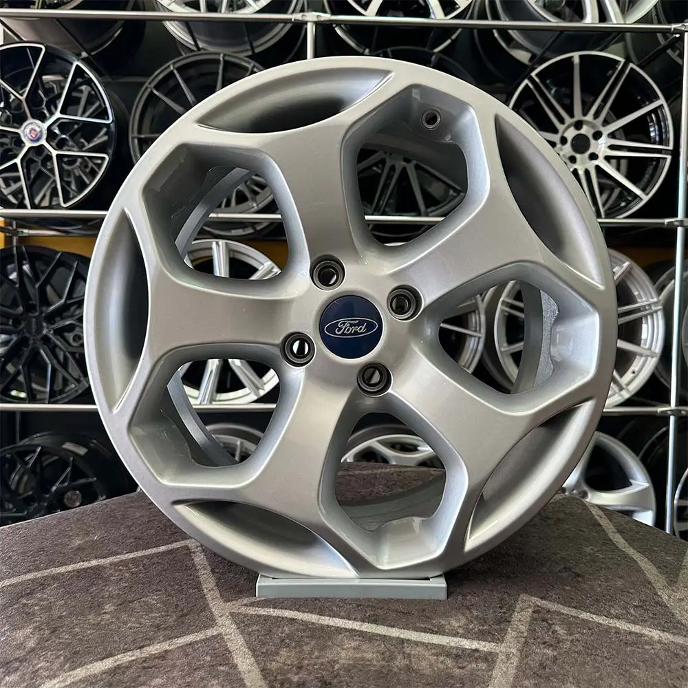 17 inç 4x108 Ford ST Gümüş Elmas Kesim Jant Modeli (4 Adet) 17 inç 4x108 Ford ST Gümüş Elmas Kesim Jant Modeli (4 Adet)