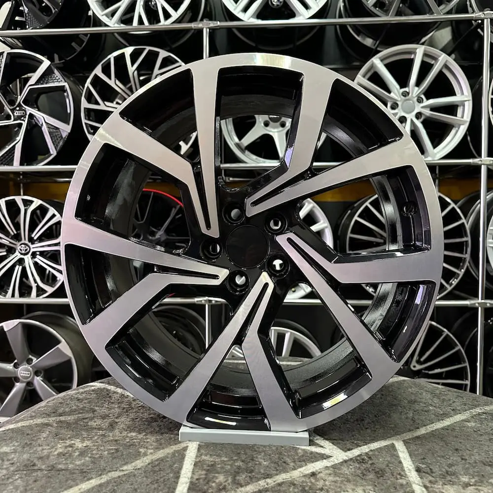 18 inç 5x100 Superstar Siyah Elmas Kesim Jant Modeli (4 Adet)