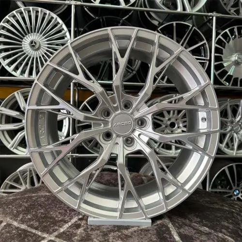 20 inç 5x108 Arceo Roma Gümüş Elmas Kesim Jant Modeli (4 Adet)