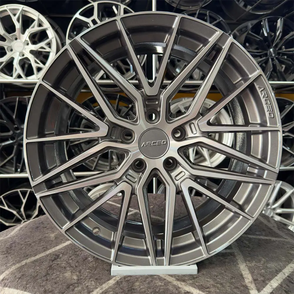 18 inç 5x112 Arceo Sevilla Titanyum Elmas Kesim Jant Modeli (4 Adet) 18 inç 5x112 Arceo Sevilla Titanyum Elmas Kesim Jant Modeli (4 Adet)