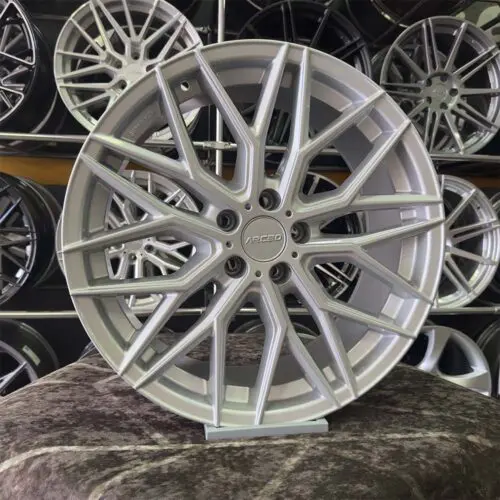 19 inç 5x112 Arceo Valencia Gümüş Jant Modeli (4 Adet)