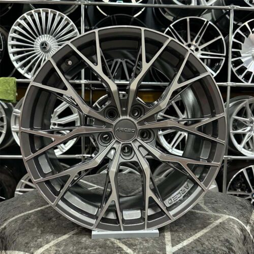18 inç 5x114.3 Arceo Roma Titanyum Elmas Kesim Jant Modeli (4 Adet)