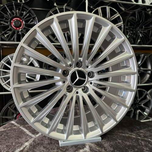 19 inç 5x112 Mercedes S Glass Gümüş Jant Modeli (4 Adet) 19 inç 5x112 Mercedes S Glass Gümüş Jant Modeli (4 Adet)