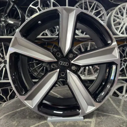 18 inç 5x112 Babayaga RS5 Siyah Elmas Kesim Jant Modeli (4 Adet)