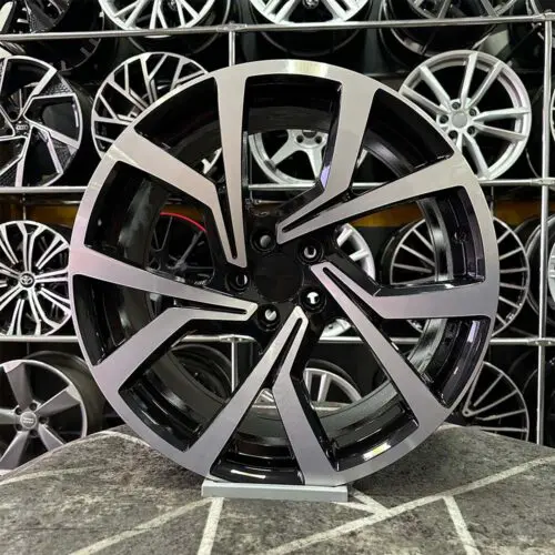 17 inç 5x100 Superstar Siyah Elmas Kesim Jant Modeli (4 Adet)