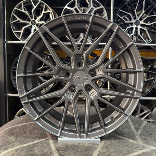 19 inç 5x114.3 Arceo Sevilla Gun Metal Jant Modeli (4 Adet)