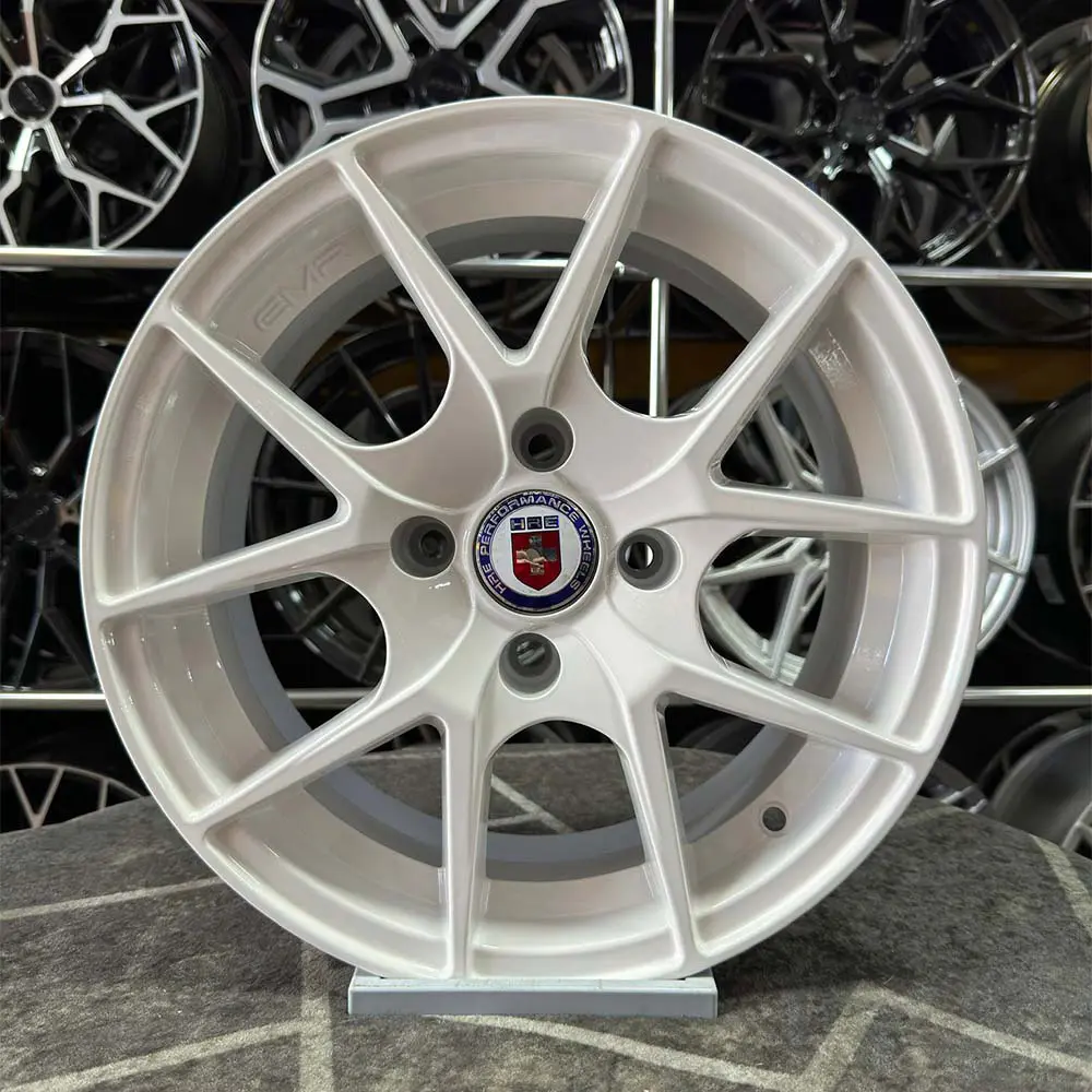 14 inç 4x108 HRE Beyaz Jant Modeli (4 Adet) 14 inç 4x108 HRE Beyaz Jant Modeli (4 Adet)