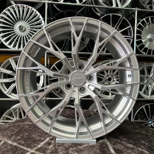 17 inç 5x100 Arceo Roma Gümüş Elmas Kesim Jant Modeli (4 Adet)