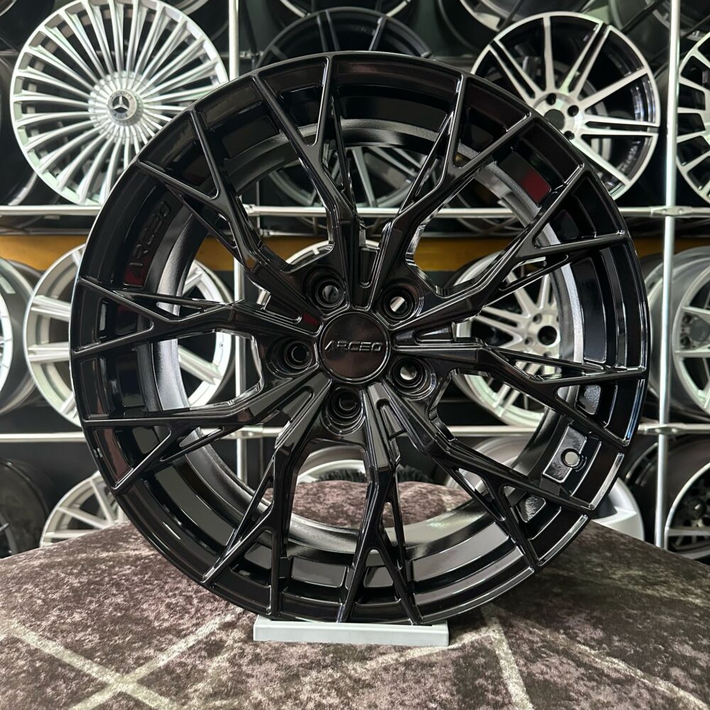 17 inç 5x105 Arceo Roma Siyah Jant Modeli (4 Adet)