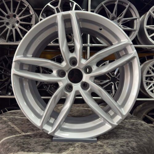 18 inç 5x112 A3 A4 Golf Jetta Passat Gümüş Jant Modeli (4 Adet)