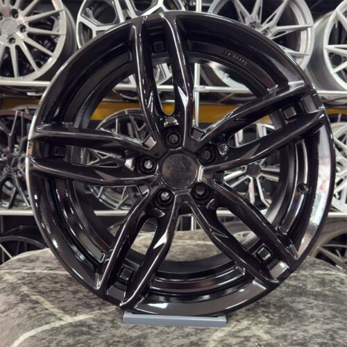 18 inç 5x112 A3 A4 Golf Jetta Passat Siyah Jant Modeli (4 Adet)