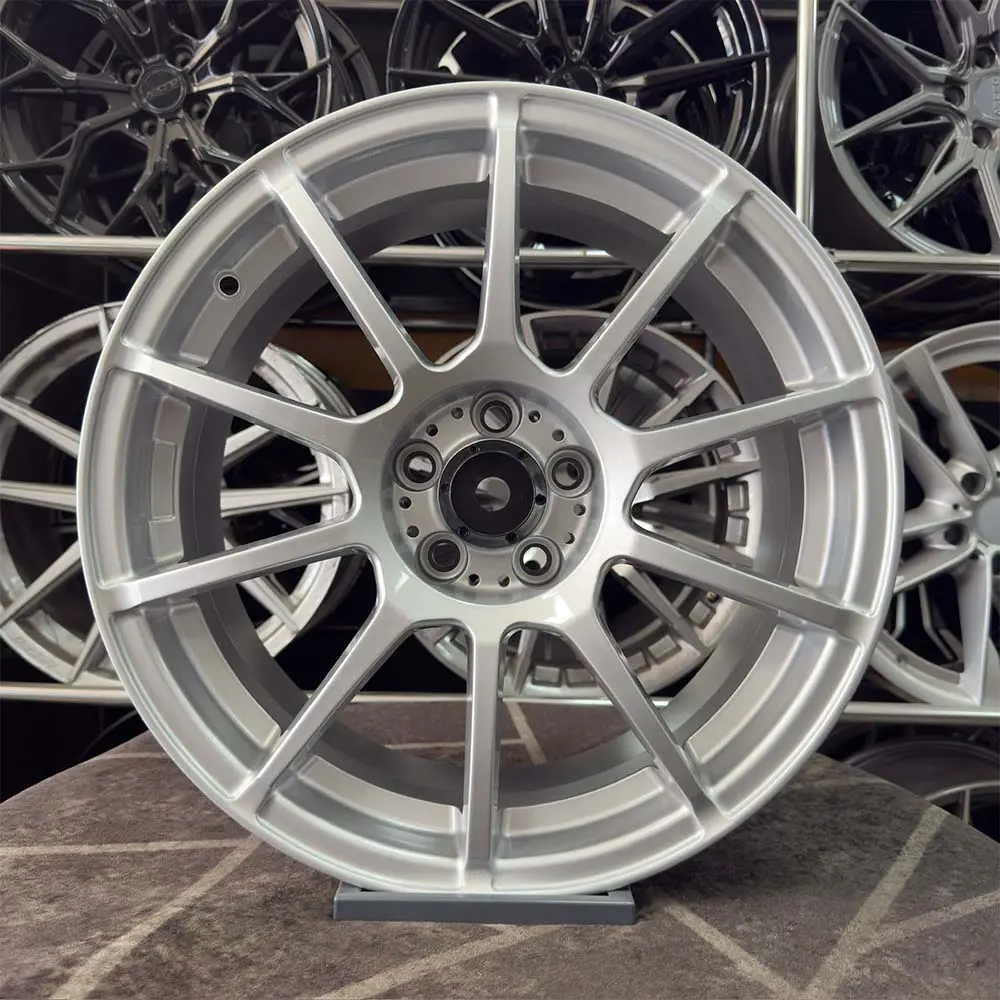 16 inç 5x100 Sparco Gümüş Jant Modeli (4 Adet) 16 inç 5x100 Sparco Gümüş Jant Modeli (4 Adet)