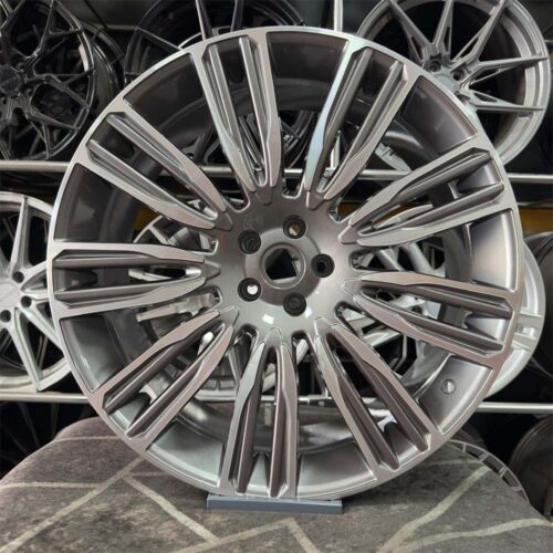 22 inç 5x108 Range Rover Velar Gun Metal Elmas Kesim Jant Modeli (4 Adet)
