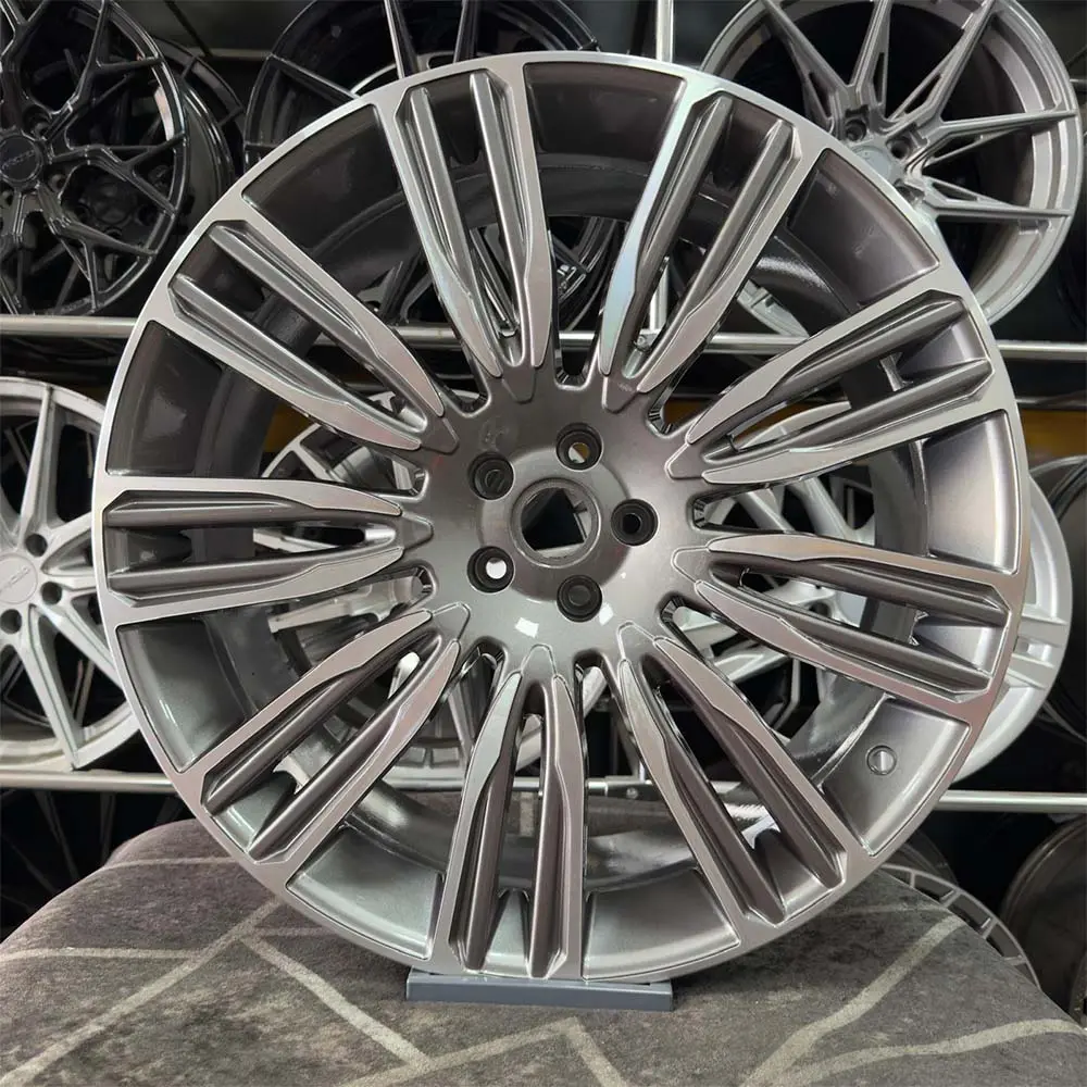 22 inç 5x108 Range Rover Velar Gun Metal Elmas Kesim Jant Modeli (4 Adet) 22 inç 5x108 Range Rover Velar Gun Metal Elmas Kesim Jant Modeli (4 Adet)