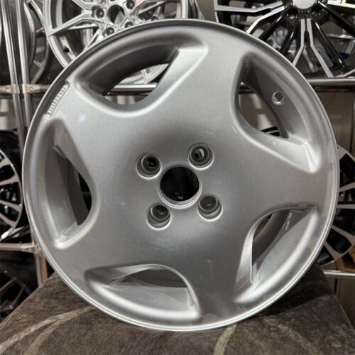 15 inç 4x100 Albea Uyumlu Gümüş Jant Modeli (4 Adet) 15 inç 4x100 Albea Uyumlu Gümüş Jant Modeli (4 Adet)