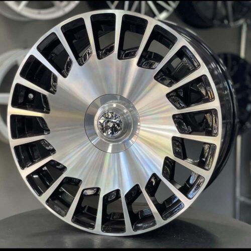 20 inç 5x112 Mercedes Maybach Siyah Elmas Kesim Jant Modeli (4 Adet)