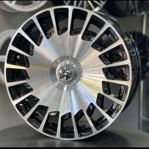 20 inç 5x112 Mercedes Maybach Siyah Elmas Kesim Jant Modeli (4 Adet)