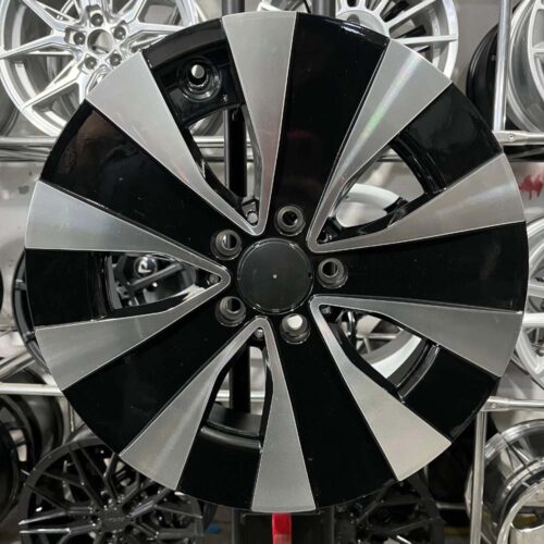 17 inç 5x112 Vito Viano Uyumlu Siyah Elmas Kesim Jant Modeli (4 Adet)