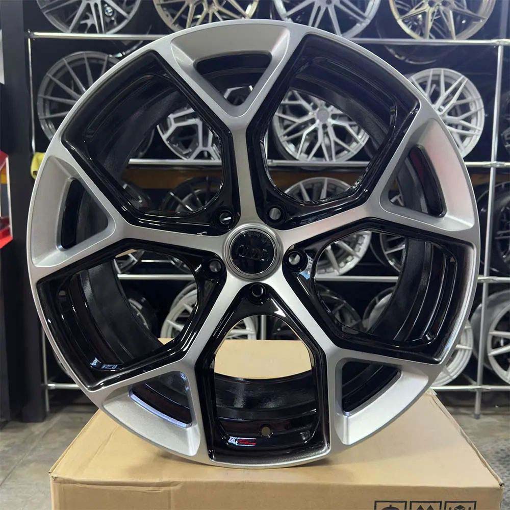 18 inç 5x114.3 Rs5 Megane Fluence İ30 Elantra Civic Uyumlu Siyah Elmas Kesim Jant Modeli (4 Adet) 18 inç 5x114.3 Rs5 Megane Fluence İ30 Elantra Civic Uyumlu Siyah Elmas Kesim Jant Modeli (4 Adet)