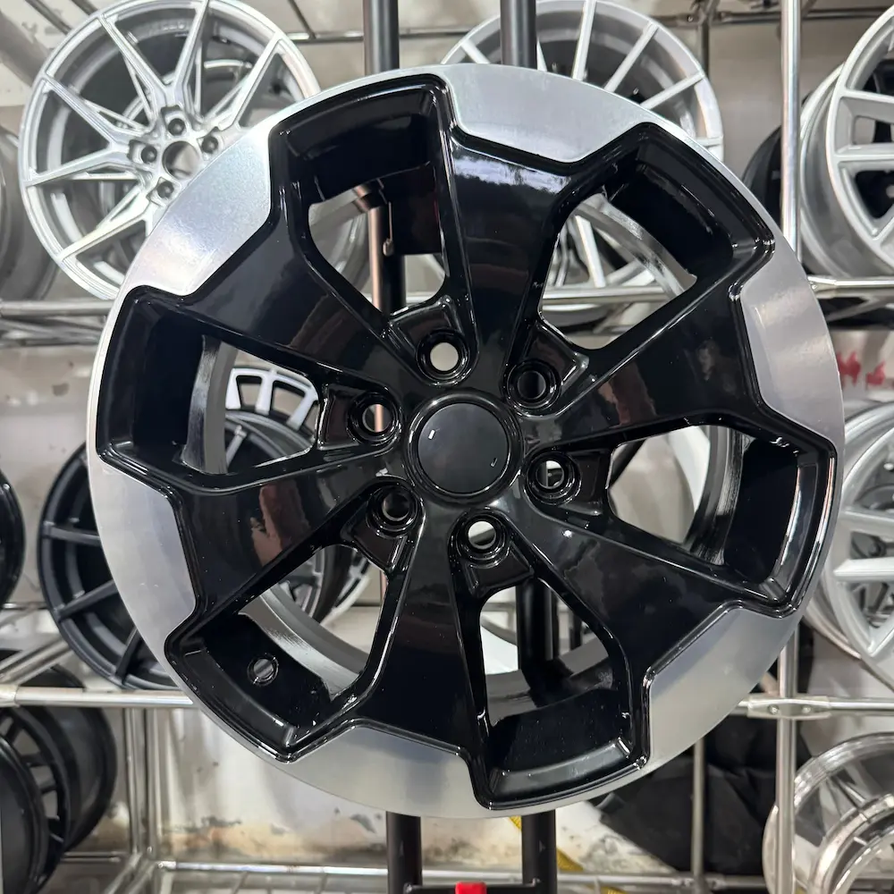 16 inç 6x120 Transporter Transit Custom 2025 Sonrası Uyumlu Siyah Elmas Kesim Jant Modeli (4 Adet) 16 inç 6x120 Transporter Transit Custom 2025 Sonrası Uyumlu Siyah Elmas Kesim Jant Modeli (4 Adet)