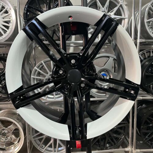18 inç 5x100 Polo İbiza Scala Egea Uyumlu Porsche Taycan Siyah, Beyaz Jant Modeli (4 Adet)
